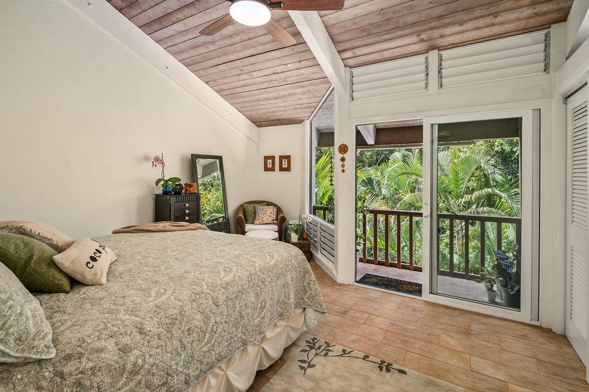 4701 KAWAIHAU RD J202