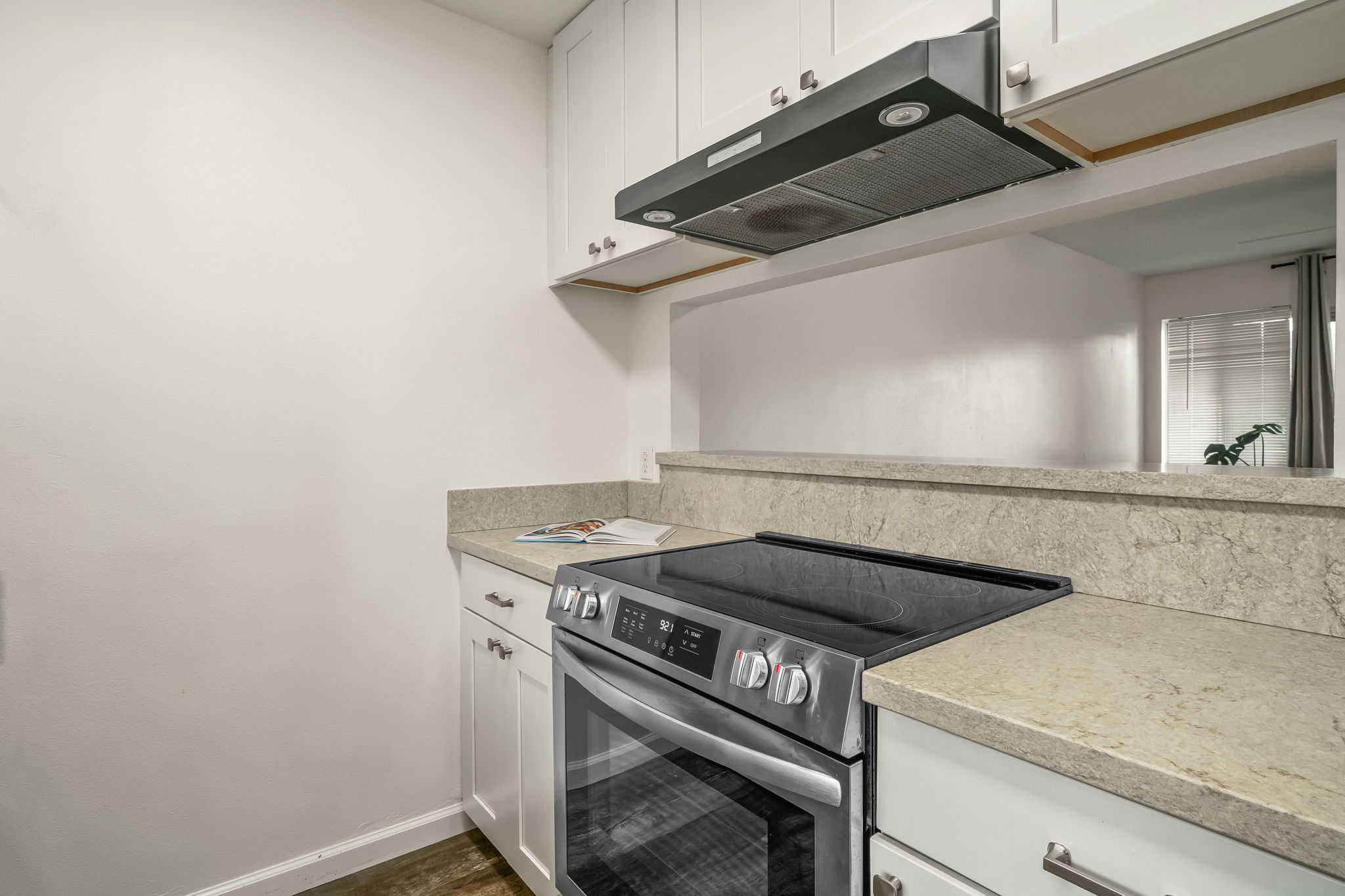 2090 HANALIMA ST Z102