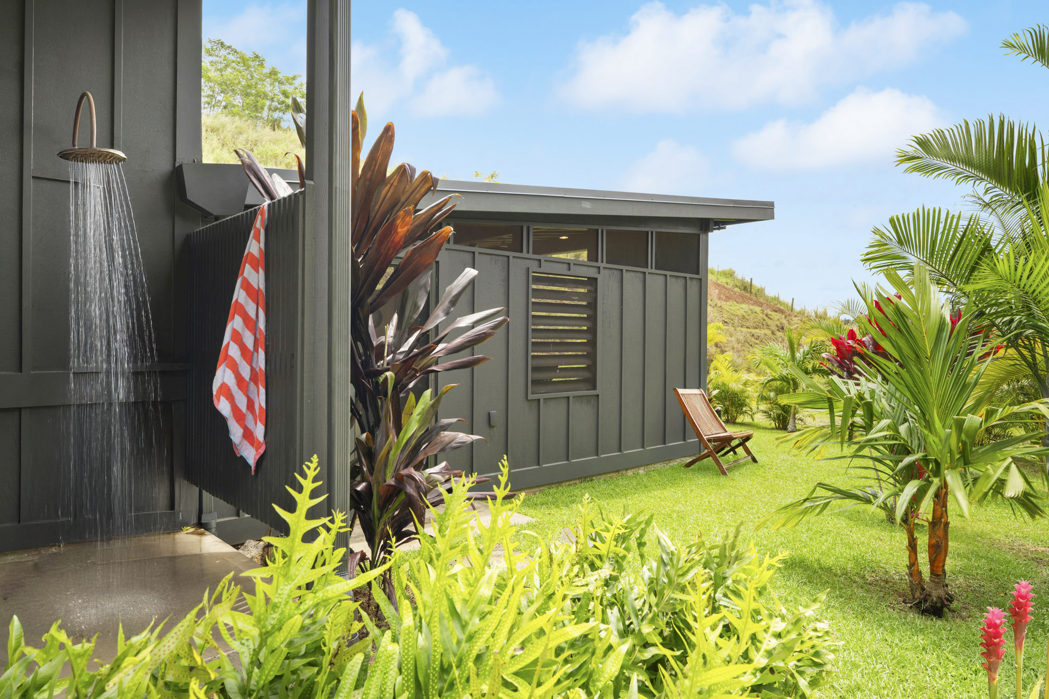 2-3161 KAUMUALII HWY 2