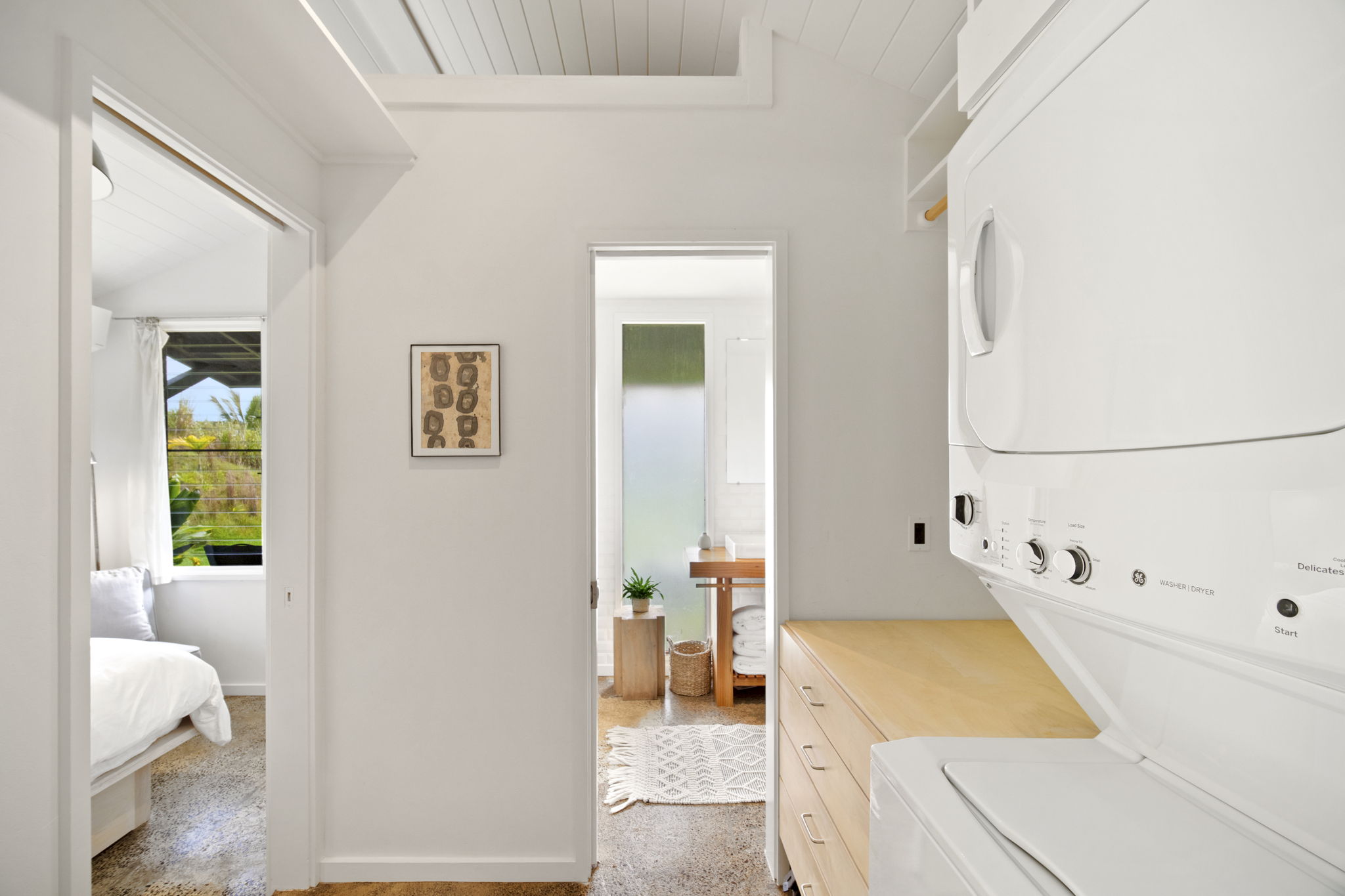 2-3161 KAUMUALII HWY 2