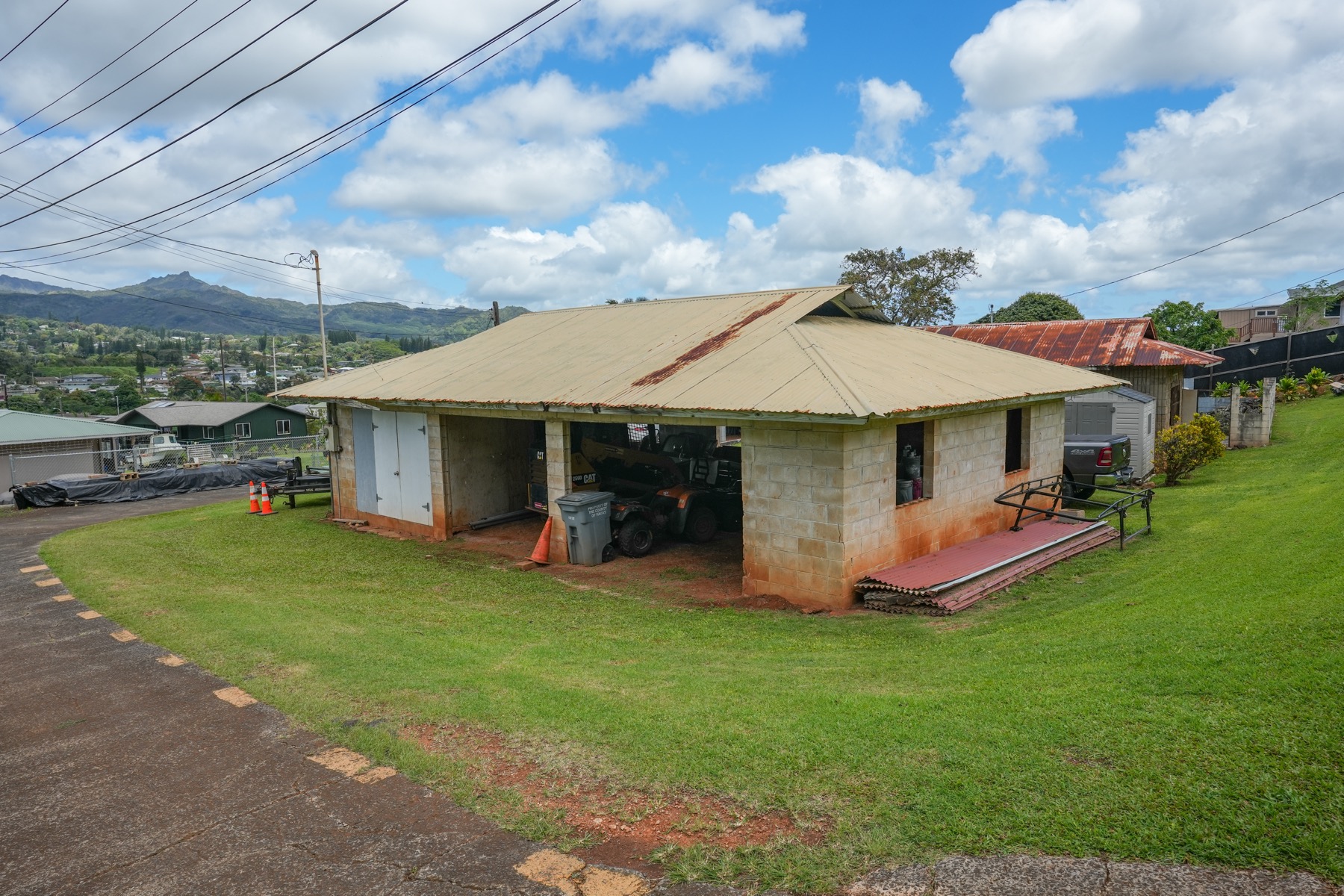 2521 TEXEIRA LP