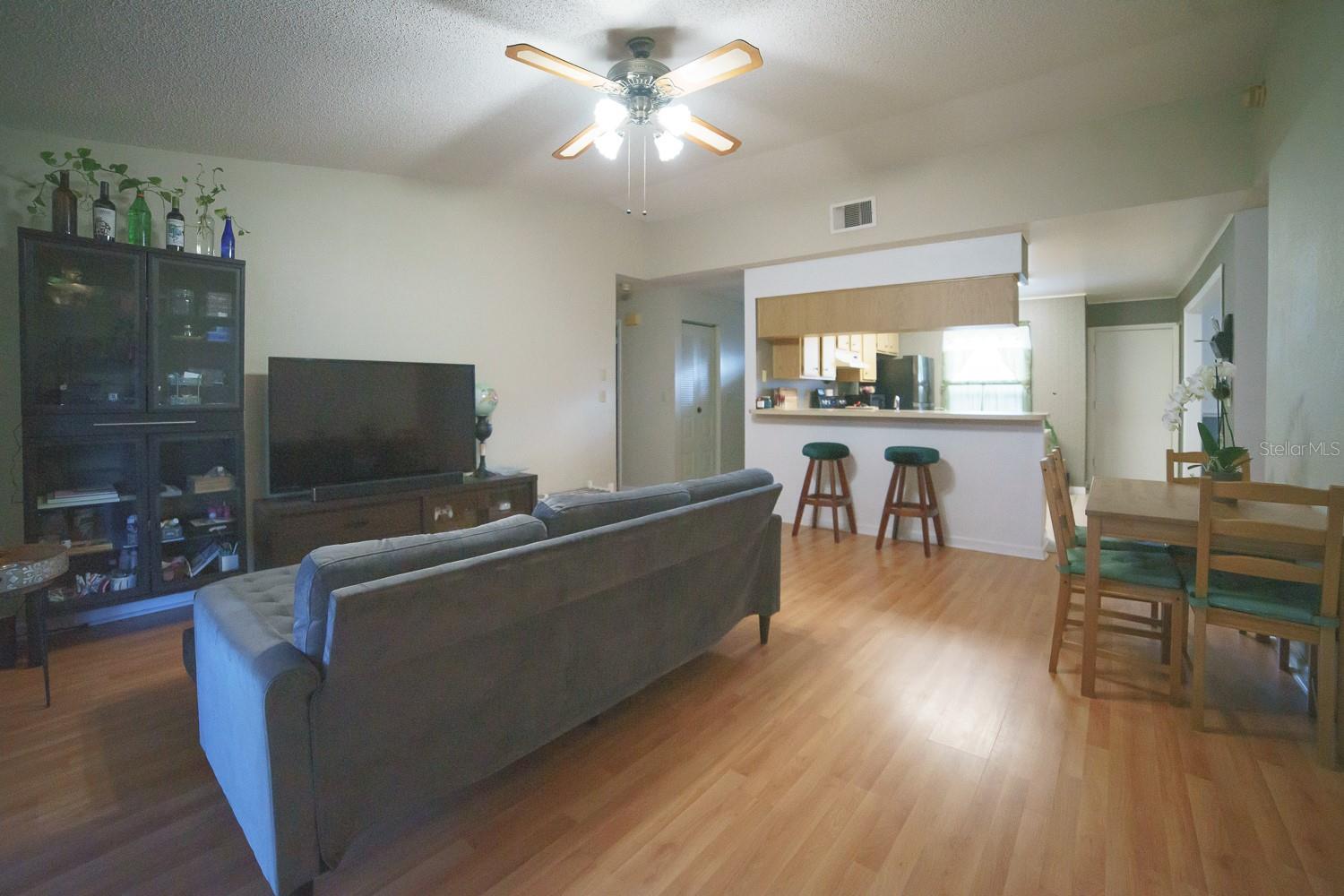 13205 LARAWAY CT
