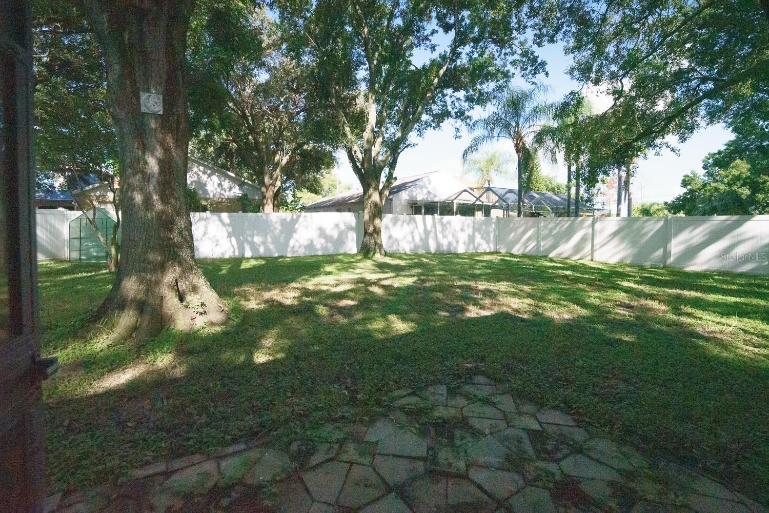 13205 LARAWAY CT