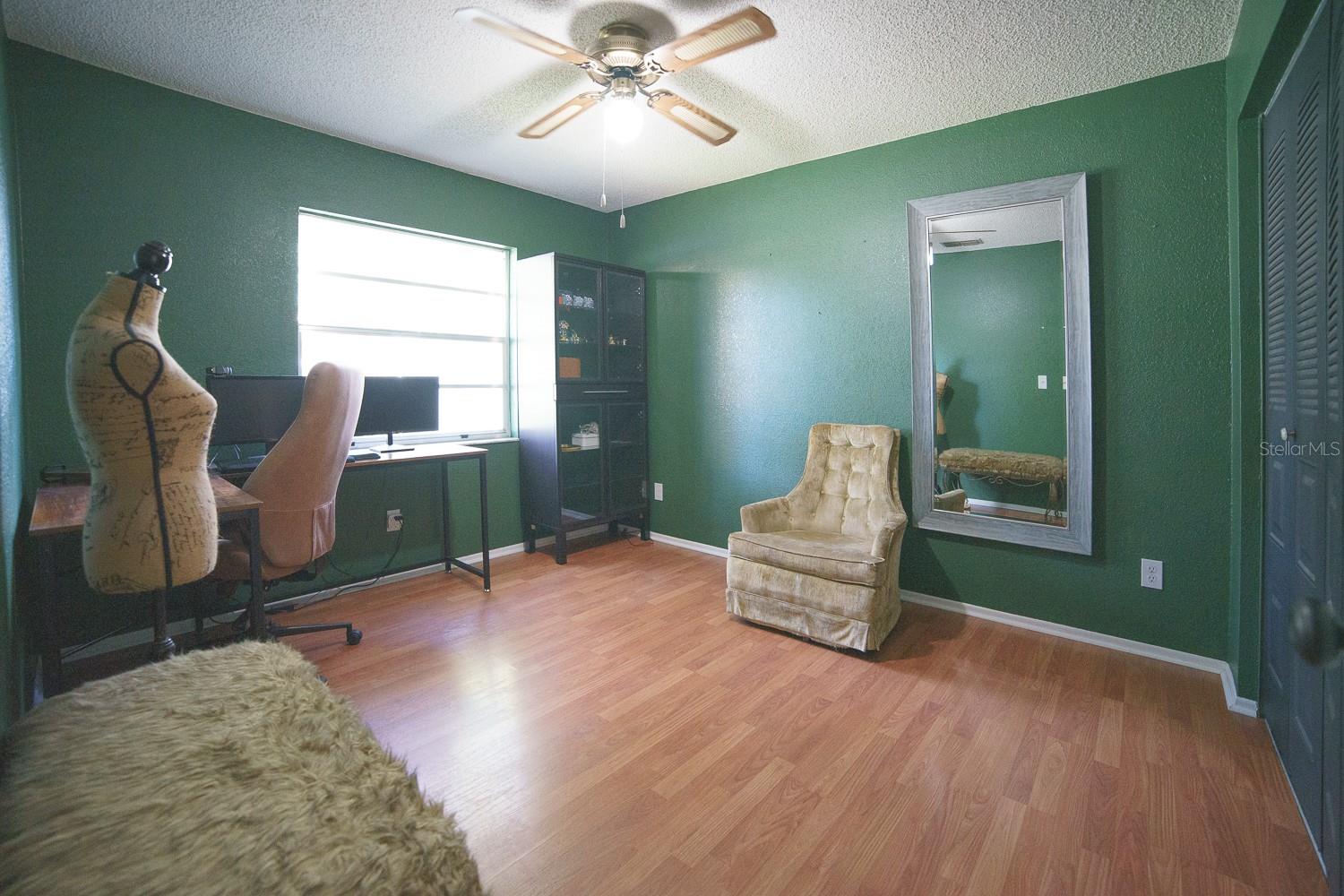 13205 LARAWAY CT