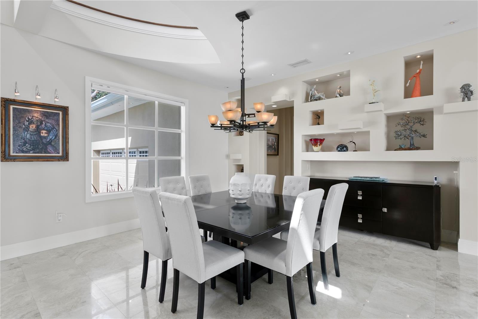 2279 MERMAID PT NE
