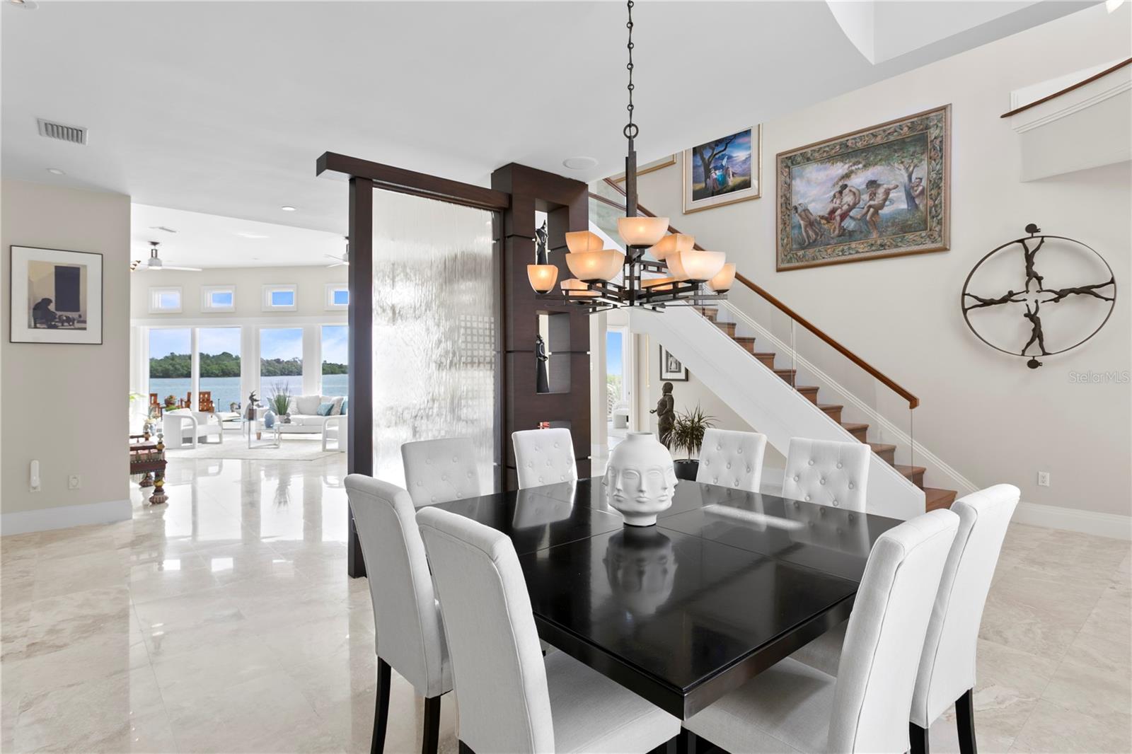 2279 MERMAID PT NE