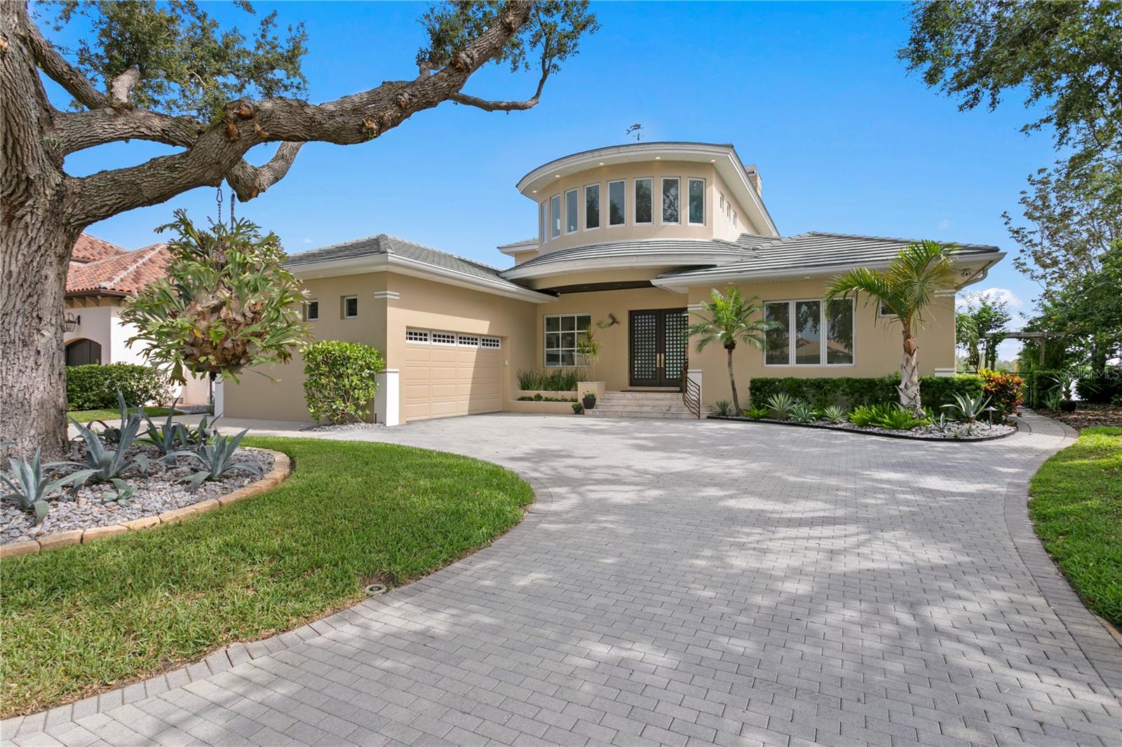 2279 MERMAID PT NE