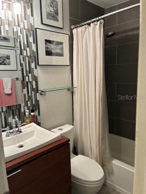 3239 BOCA CIEGA DR N