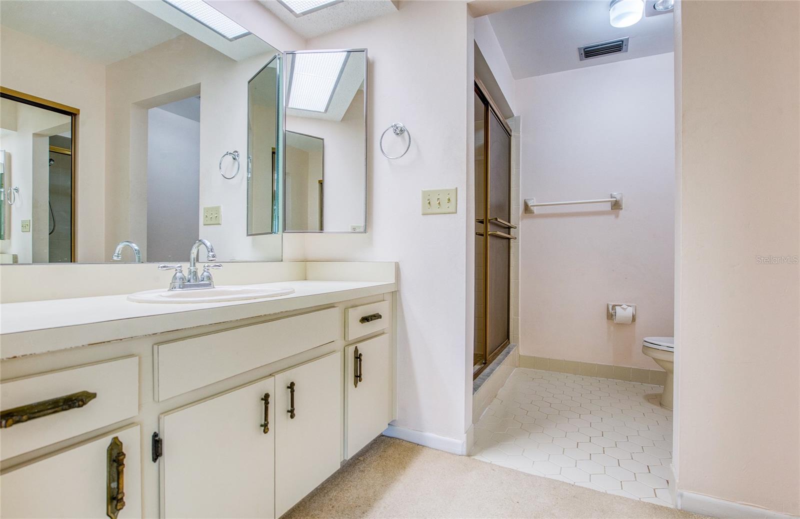 700 STARKEY RD #1145