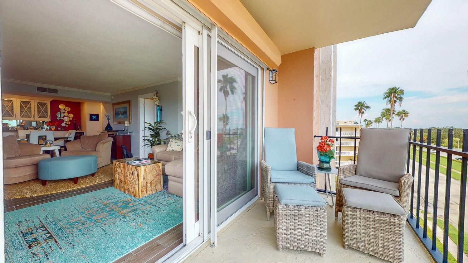 1120 N SHORE DR NE #501