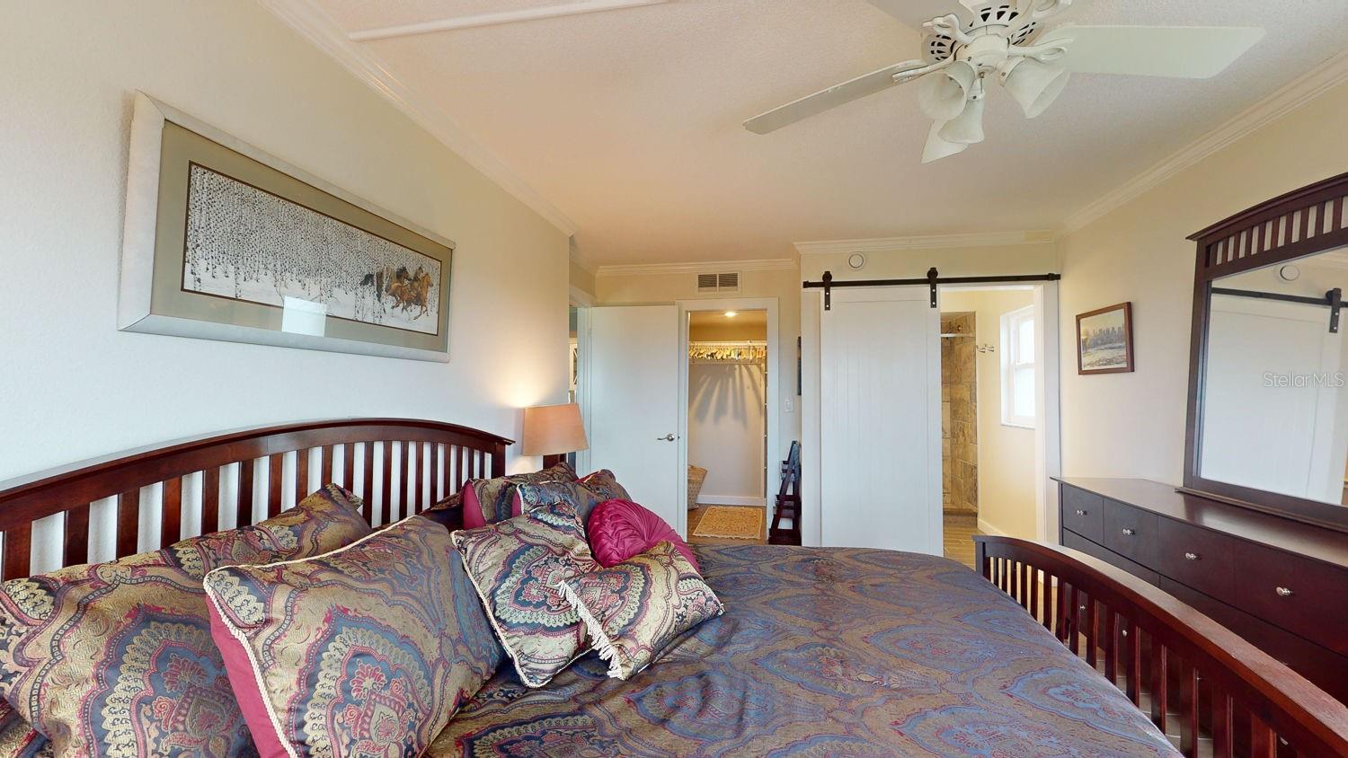 1120 N SHORE DR NE #501