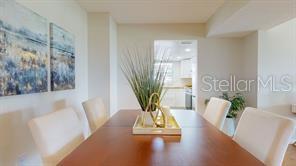 1120 N SHORE DR NE #301