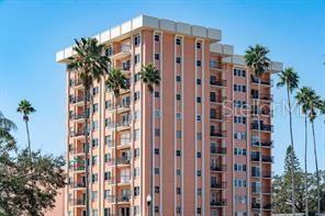 1120 N SHORE DR NE #301