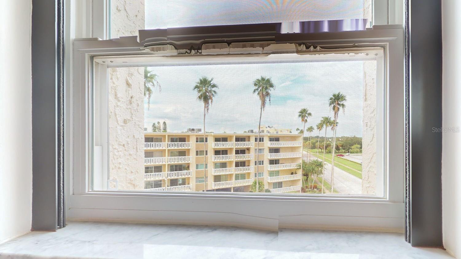 1120 N SHORE DR NE #501