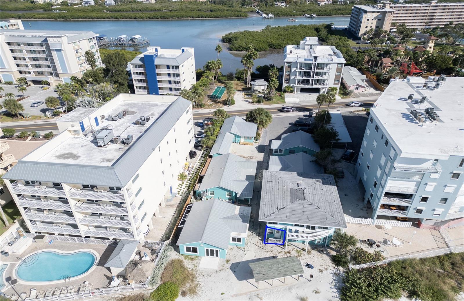 19506 GULF BLVD #4