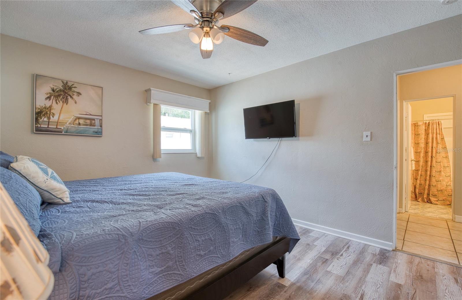 5213 97TH WAY N