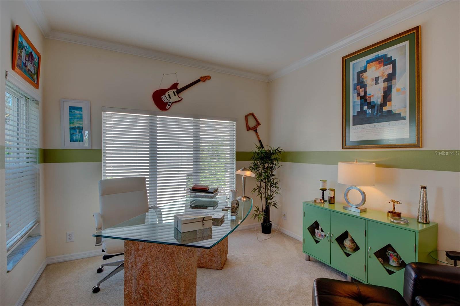 1146 VENETIAN HARBOR DR NE