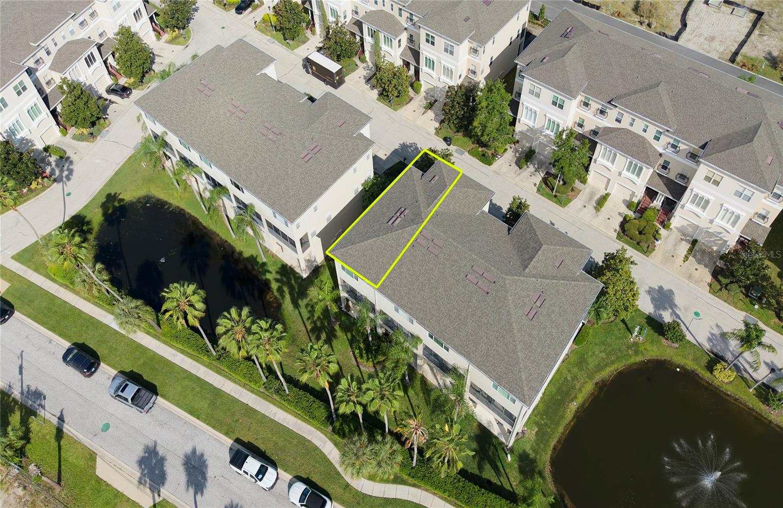 1146 VENETIAN HARBOR DR NE