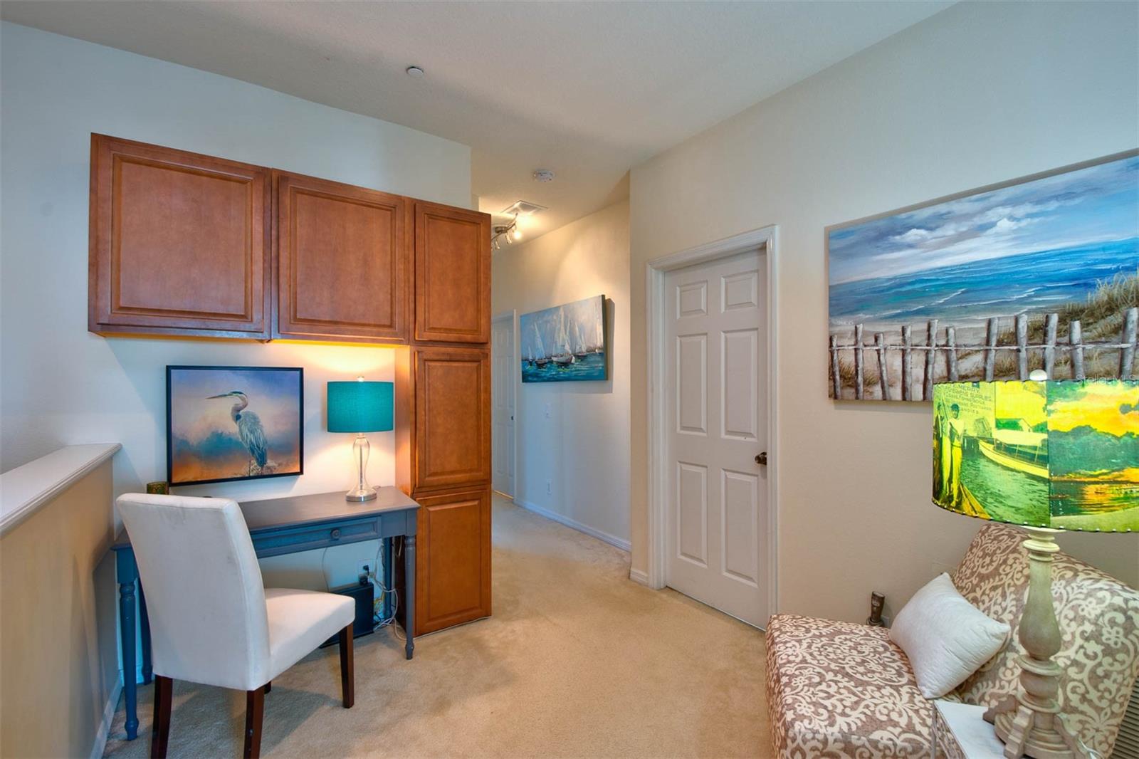 1146 VENETIAN HARBOR DR NE