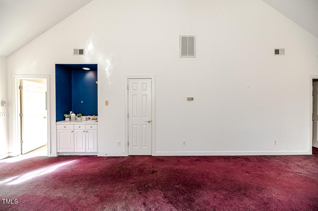 7821 Saint Annes Way