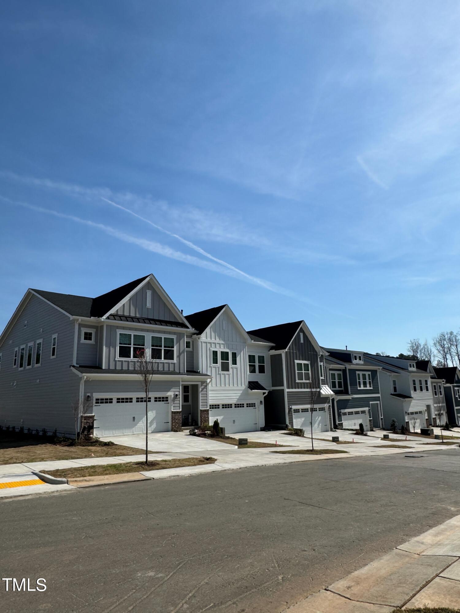 7960 Berry Crest Avenue