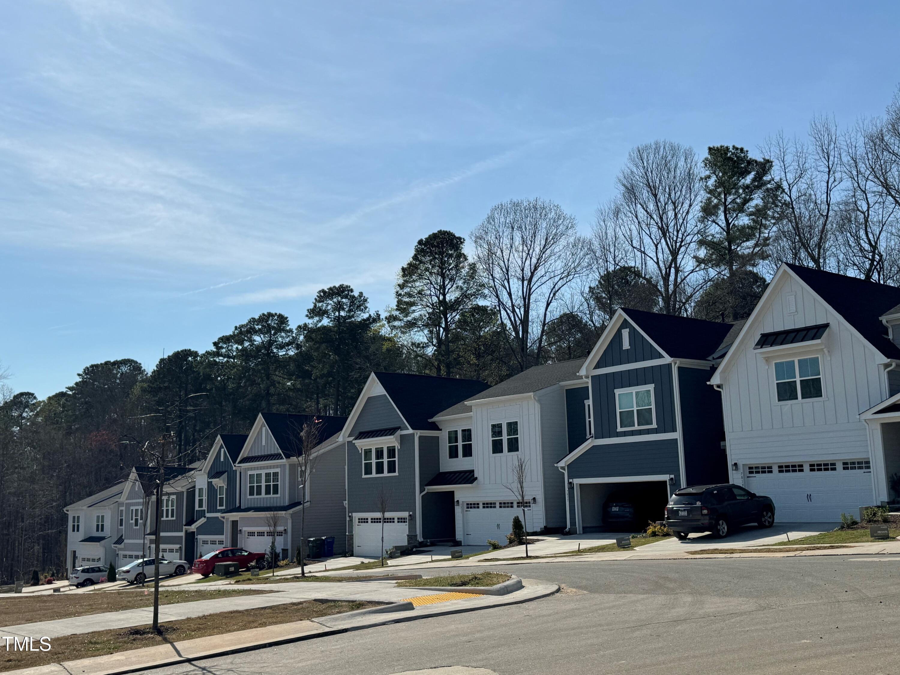 7960 Berry Crest Avenue