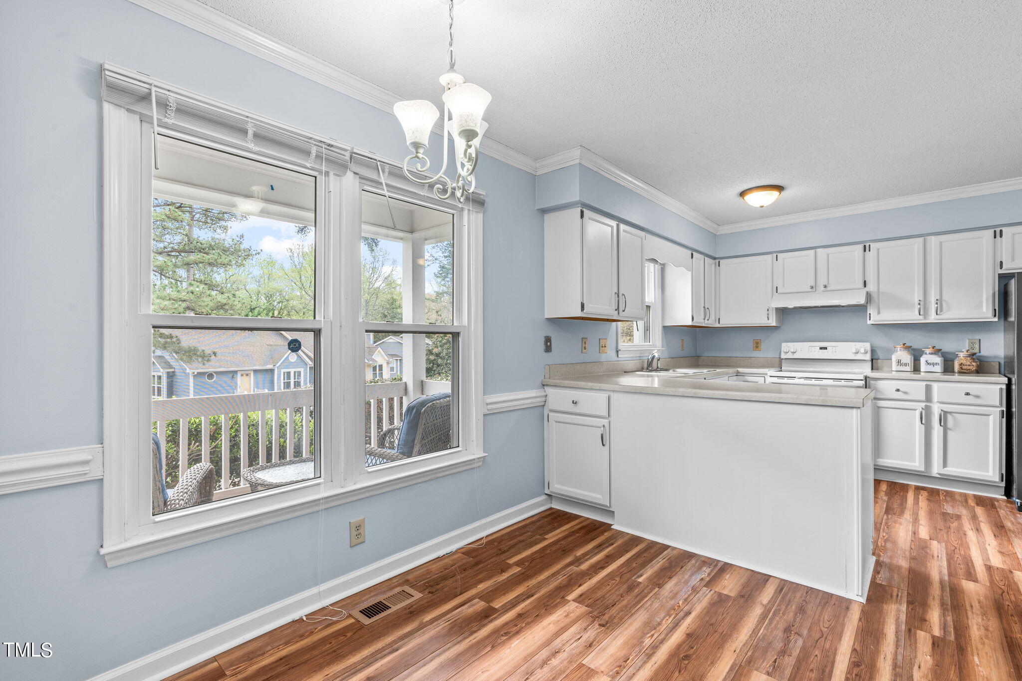 1427 Mapleside Court