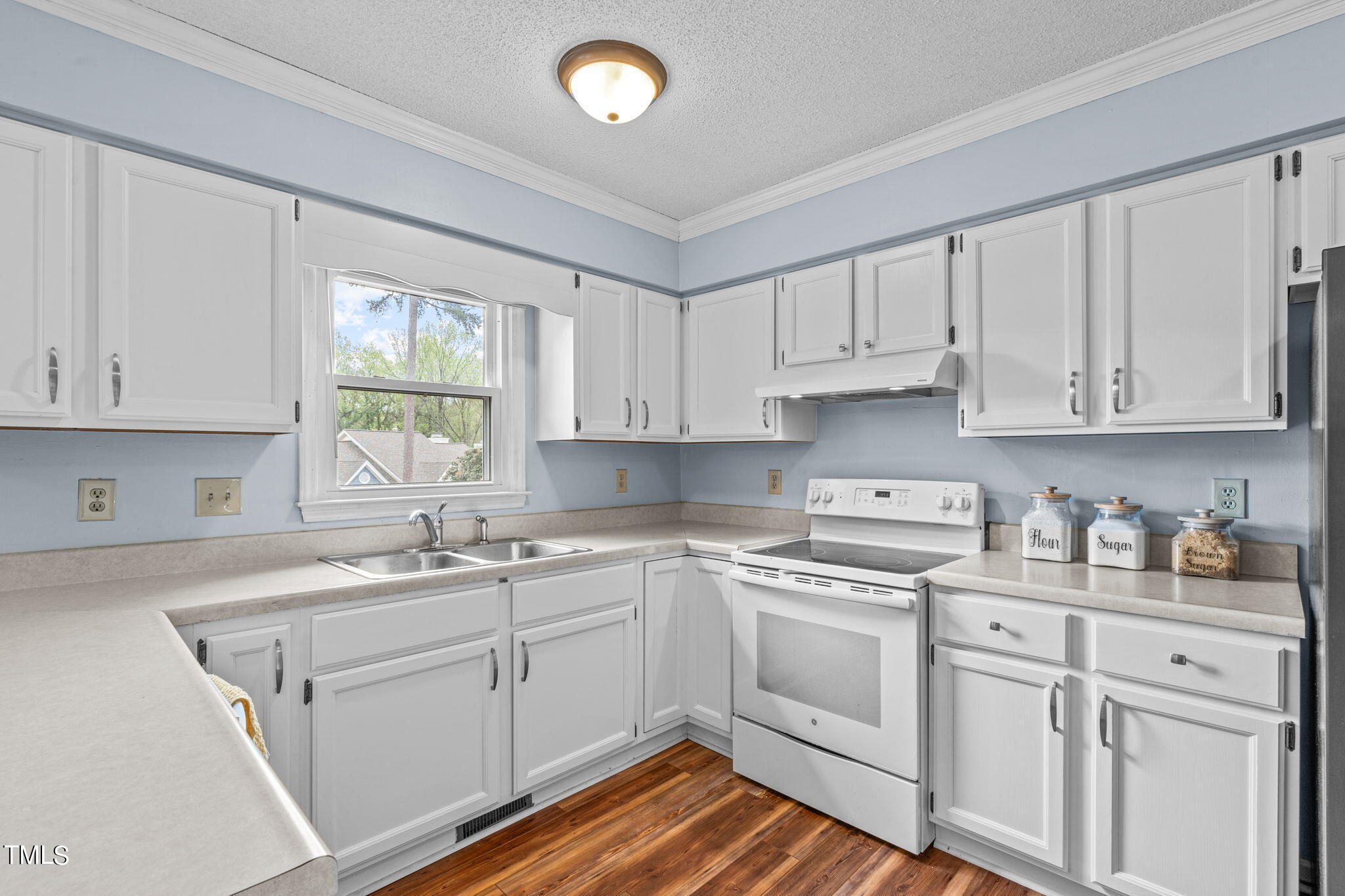 1427 Mapleside Court
