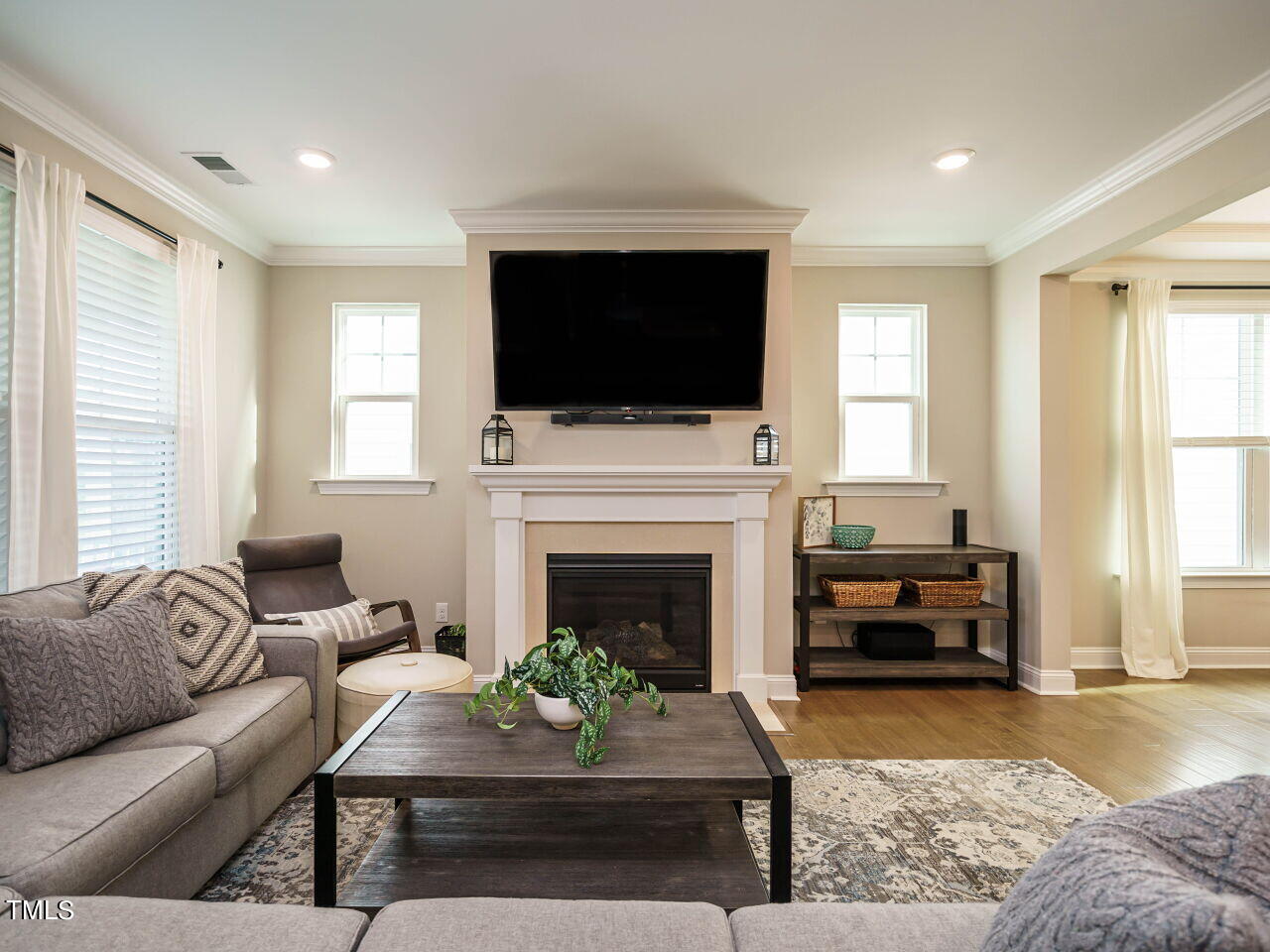 604 Ivy Arbor Way