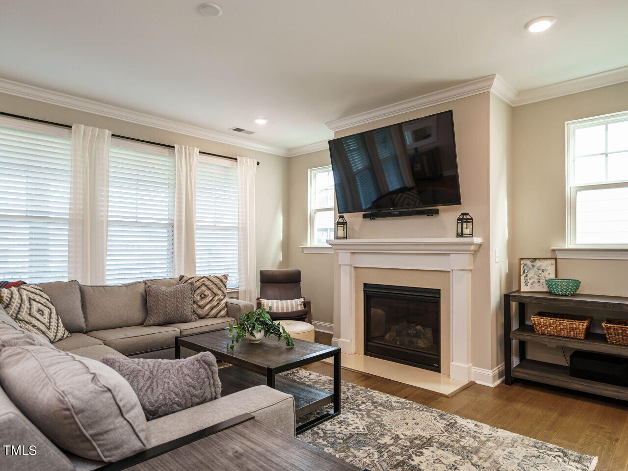 604 Ivy Arbor Way