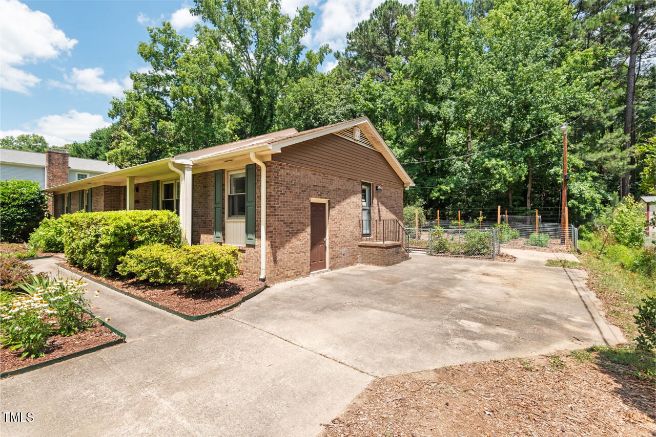 1726 Grady Drive