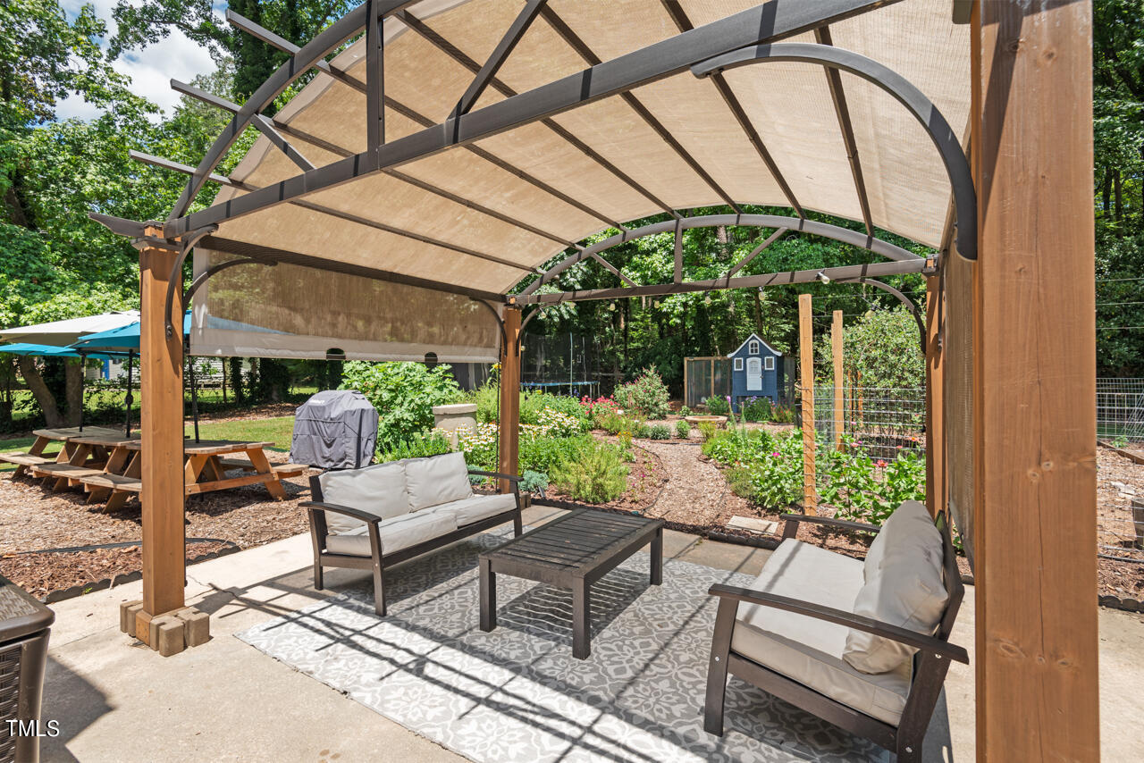 1726 Grady Drive