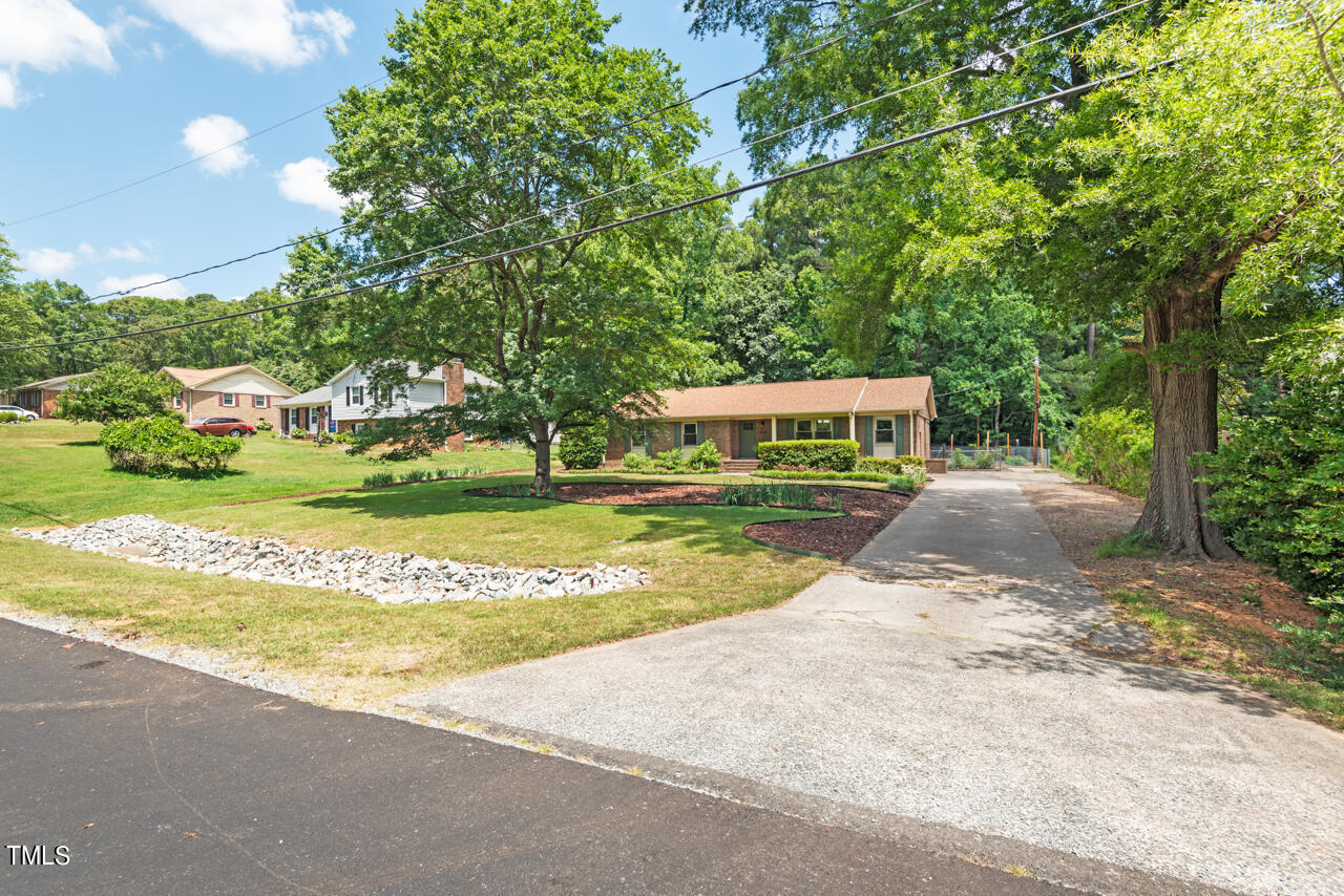 1726 Grady Drive