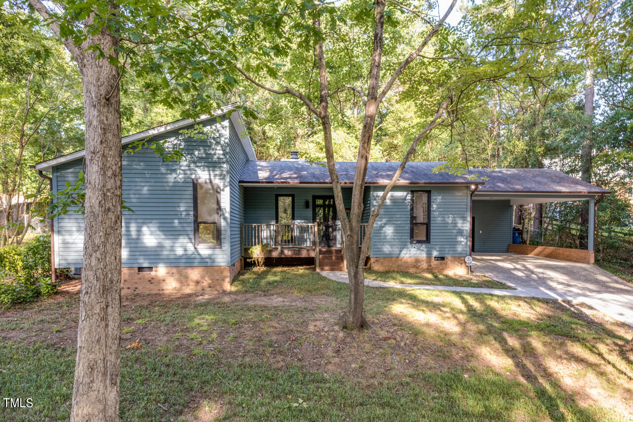 3221 Oxford Drive