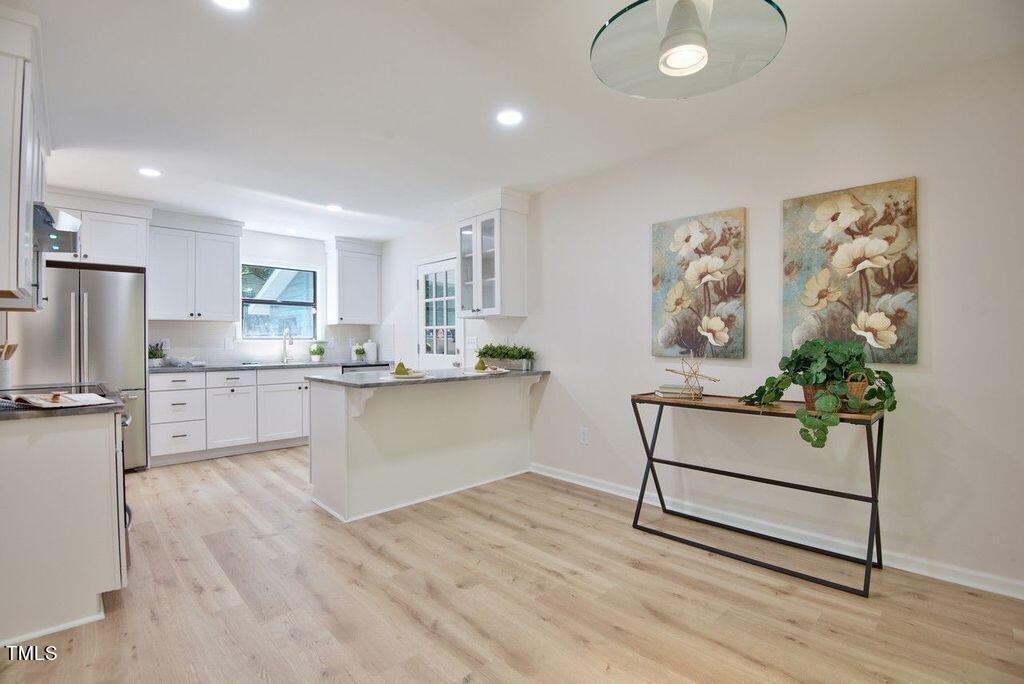 3221 Oxford Drive