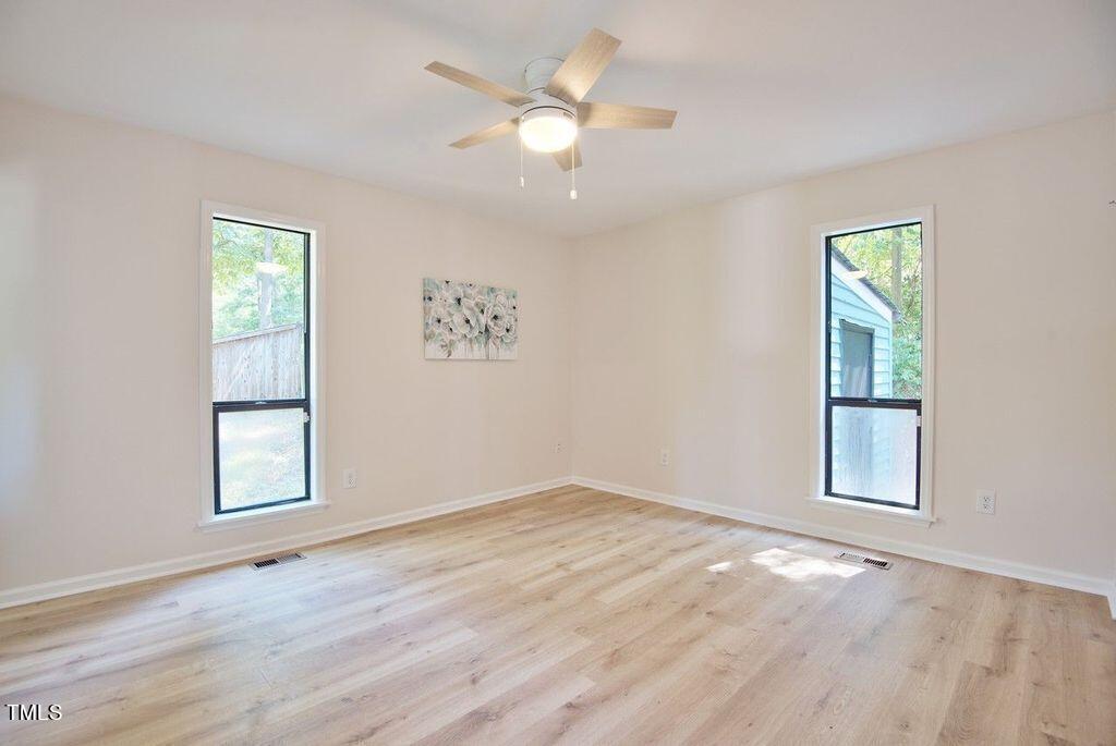 3221 Oxford Drive