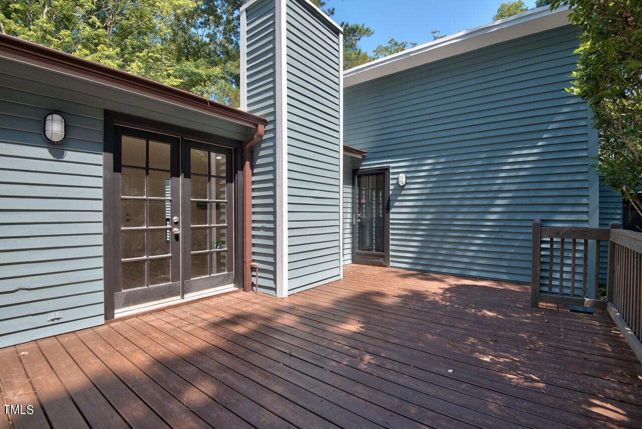 3221 Oxford Drive