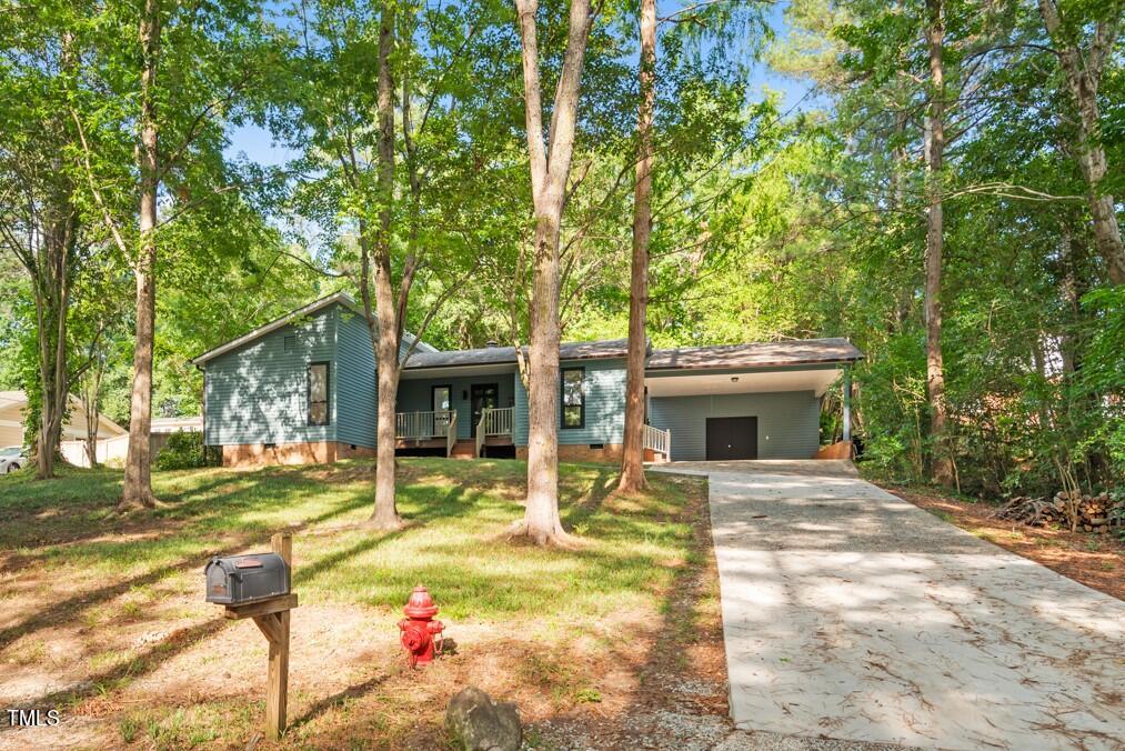 3221 Oxford Drive