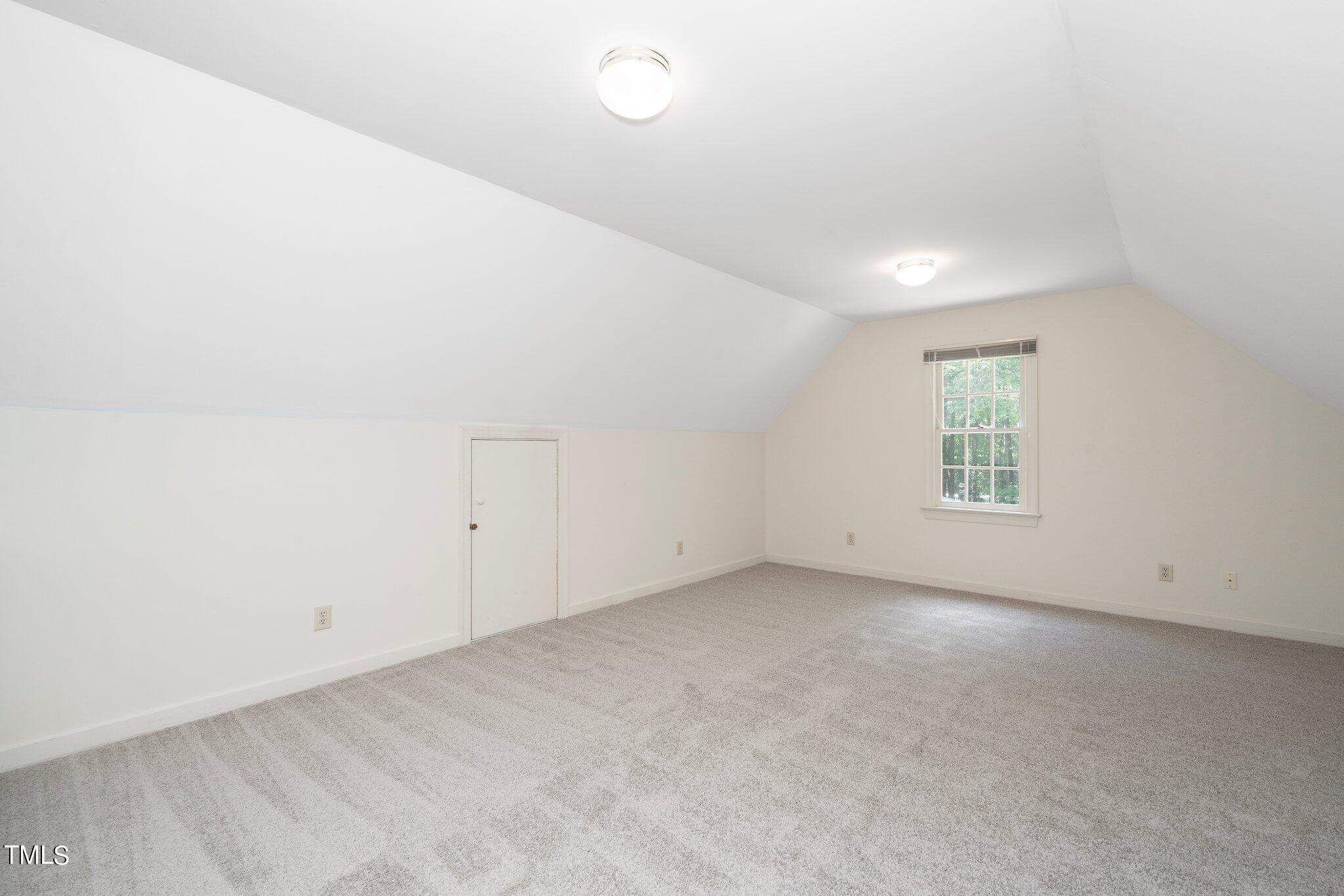 5225 Leiden Lane