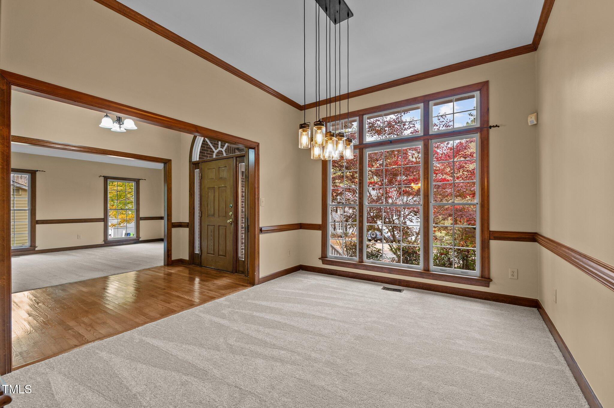 5621 Raddington Street