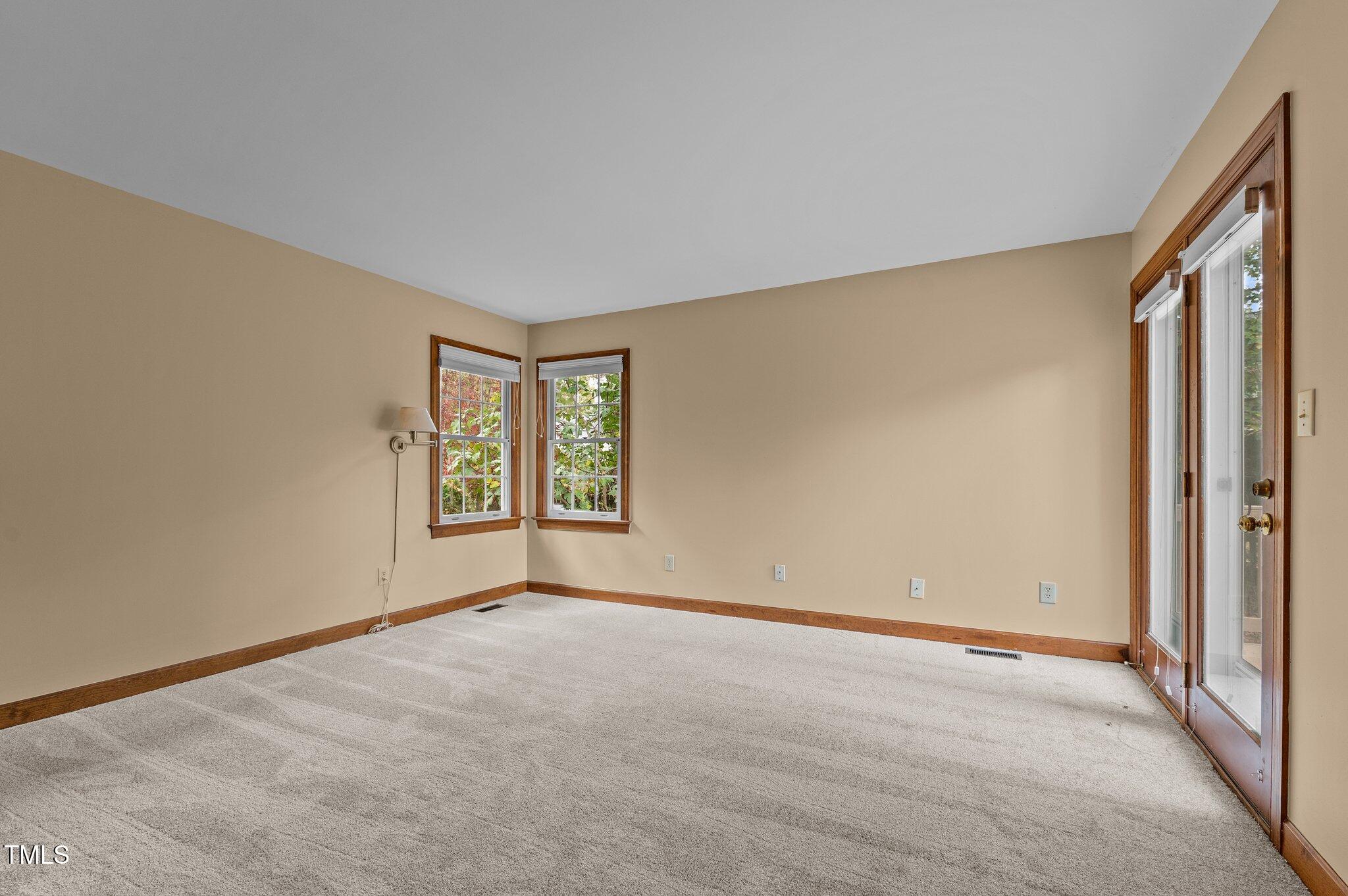 5621 Raddington Street