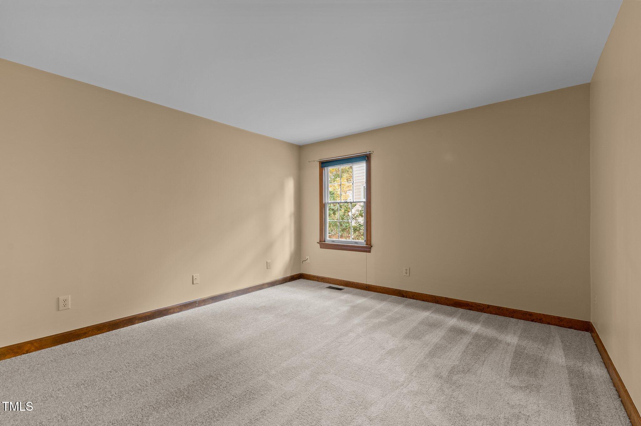 5621 Raddington Street