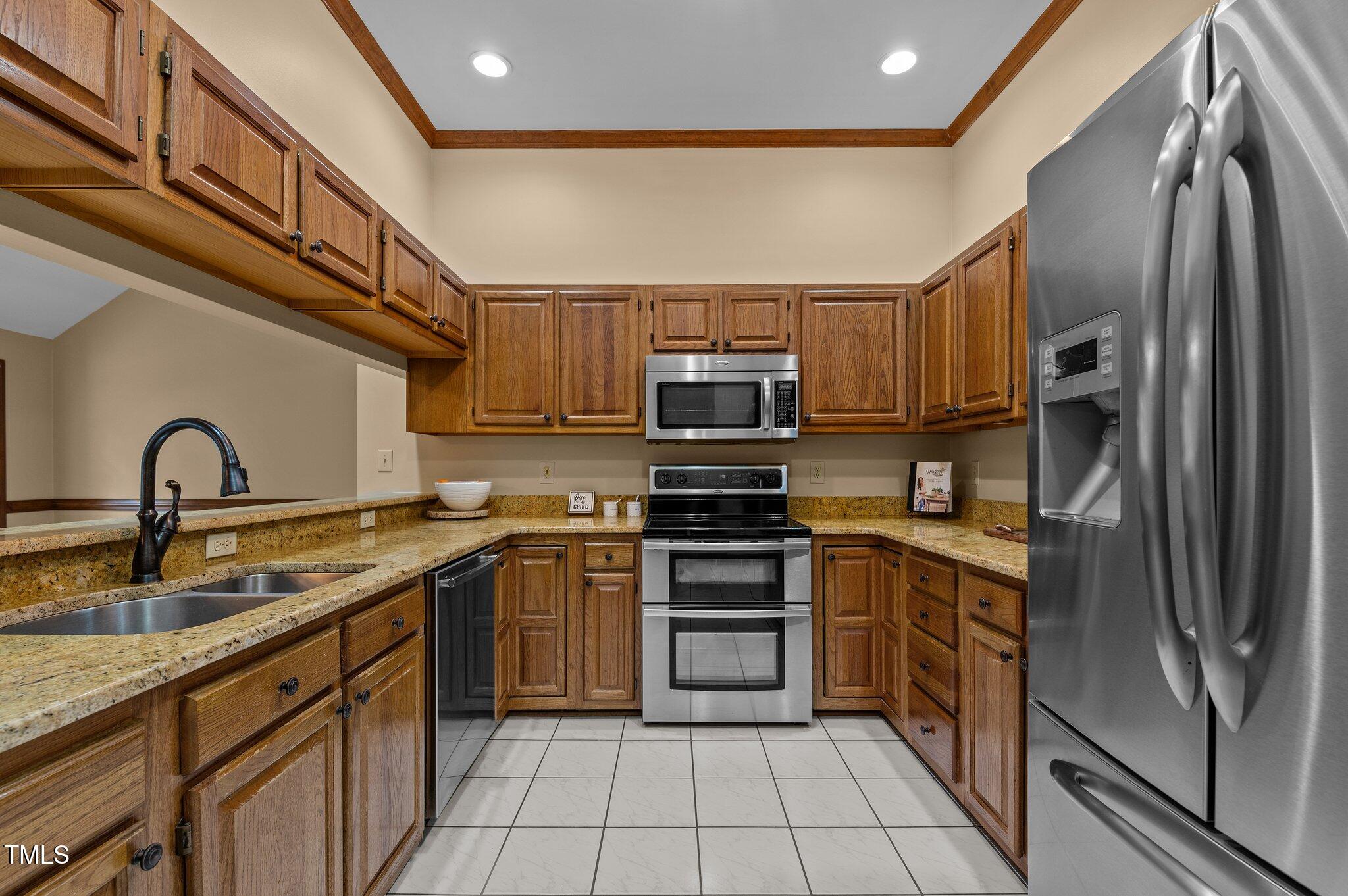 5621 Raddington Street