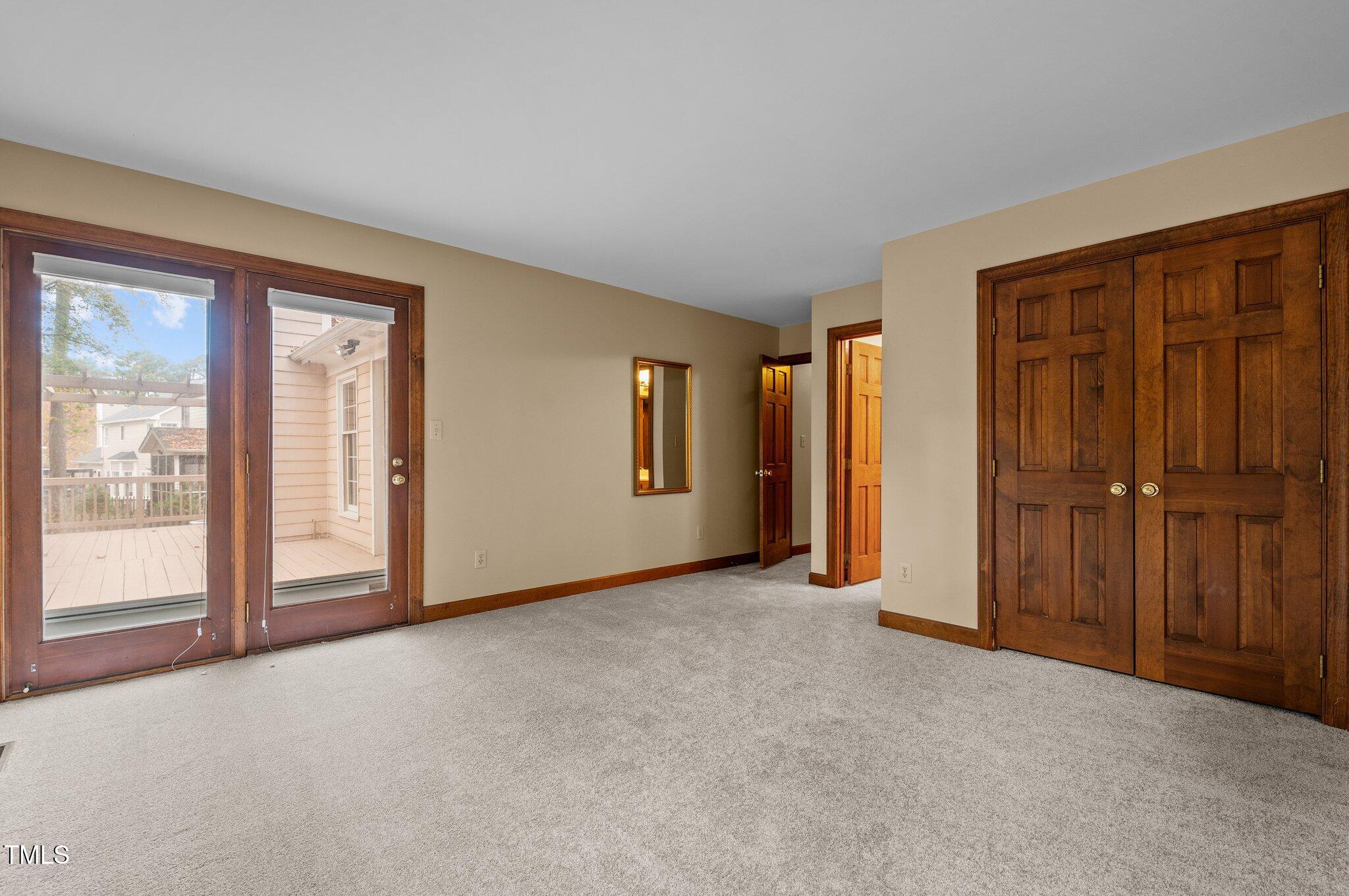 5621 Raddington Street