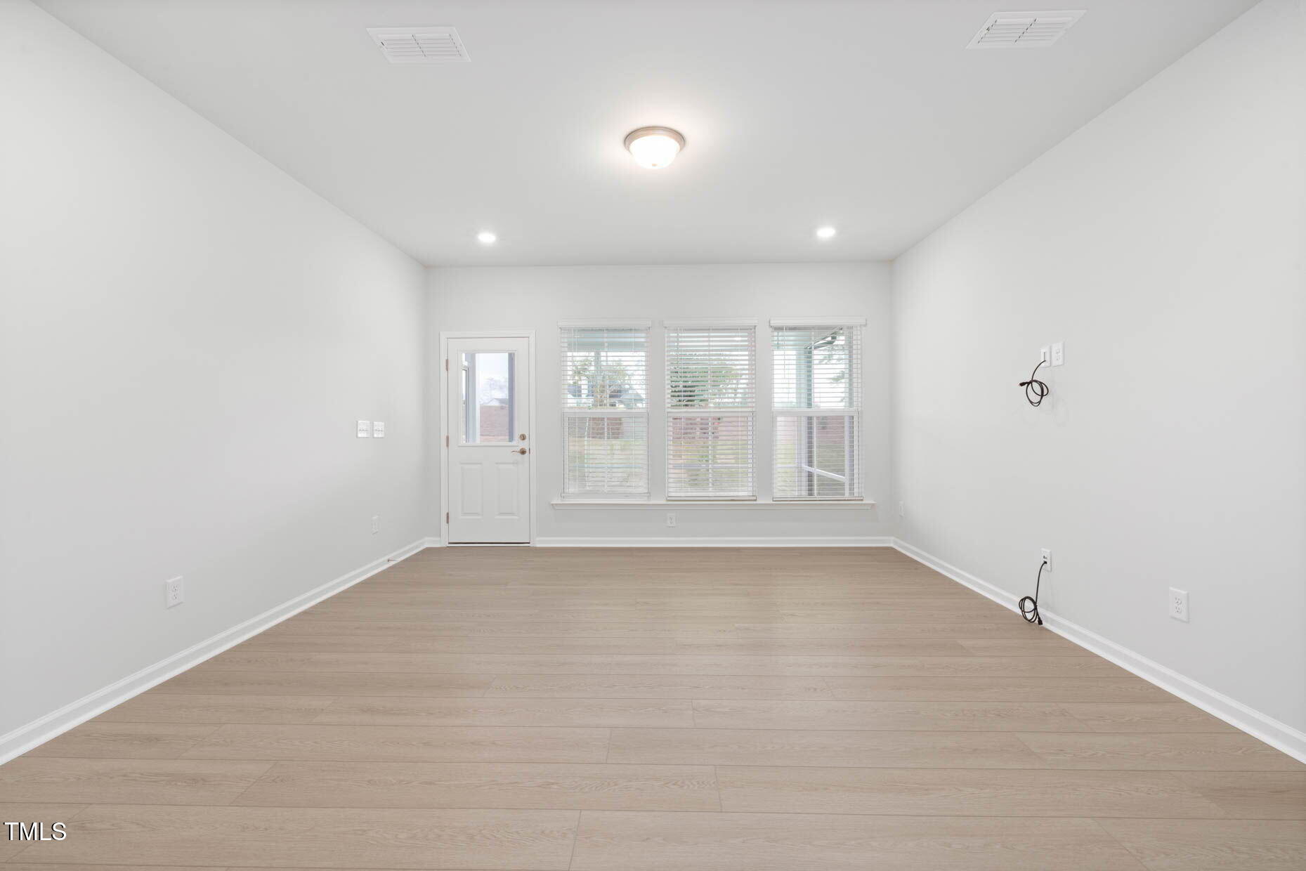 2864 Huxley Way