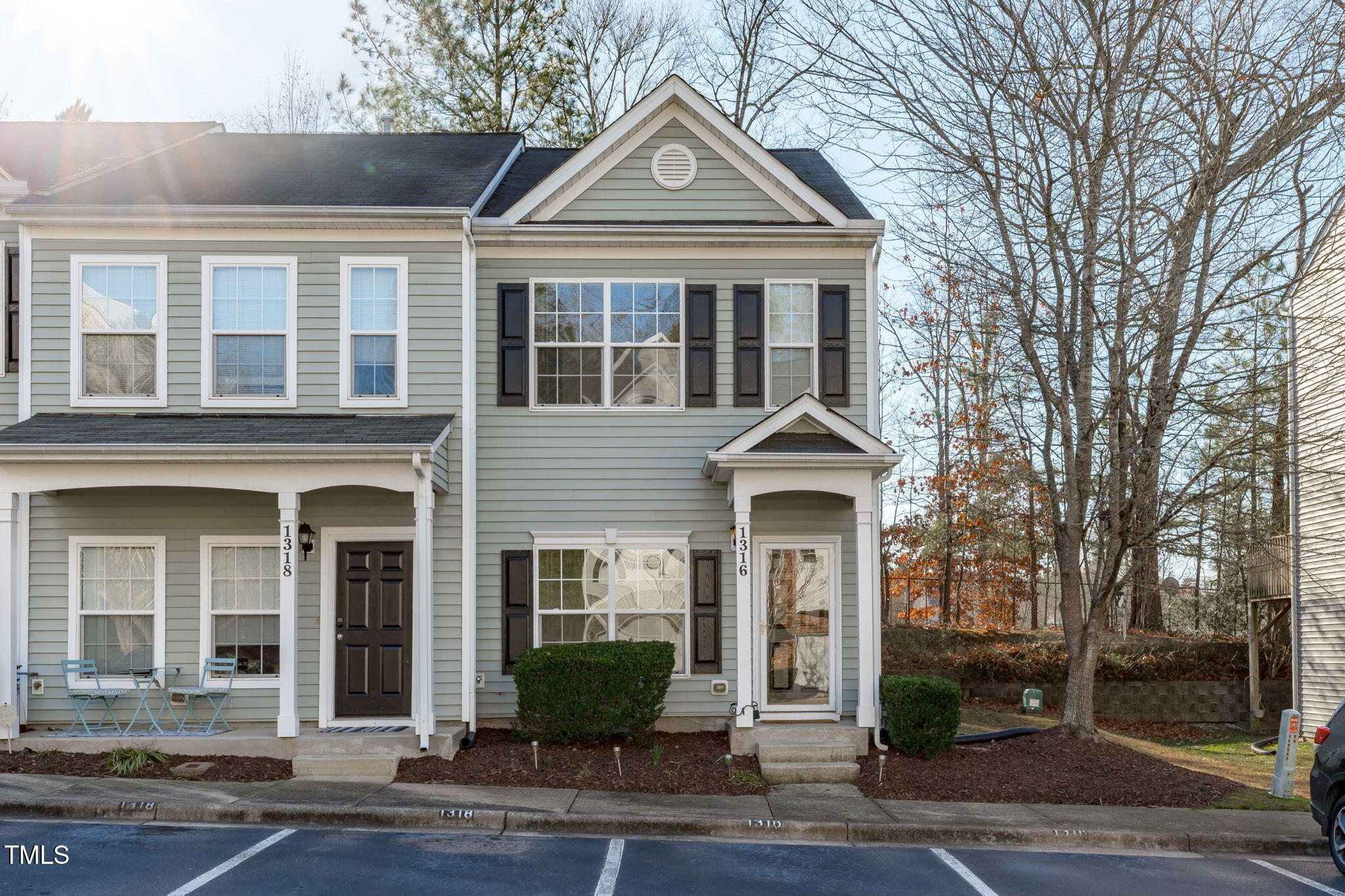 1316 Holly Grove Way
