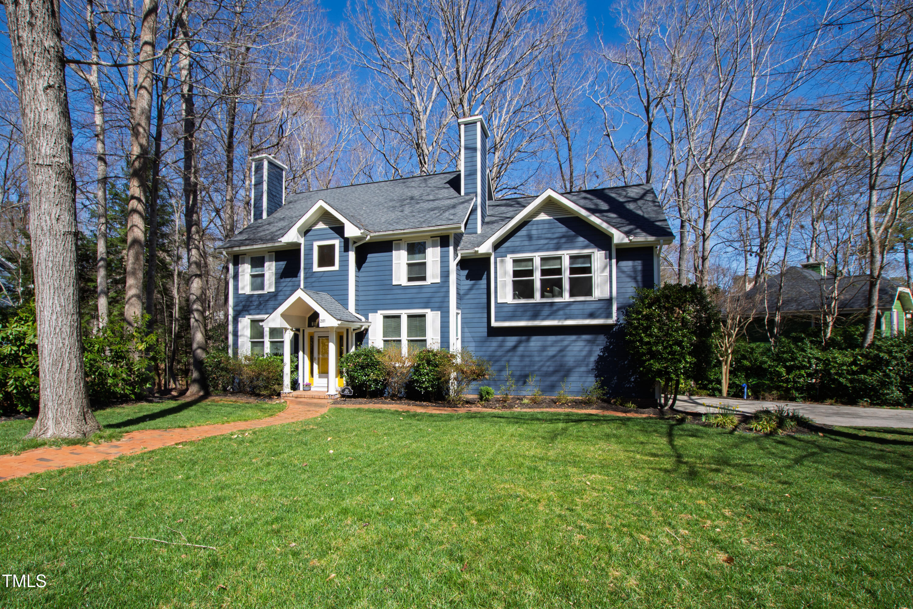 201 Adams Way