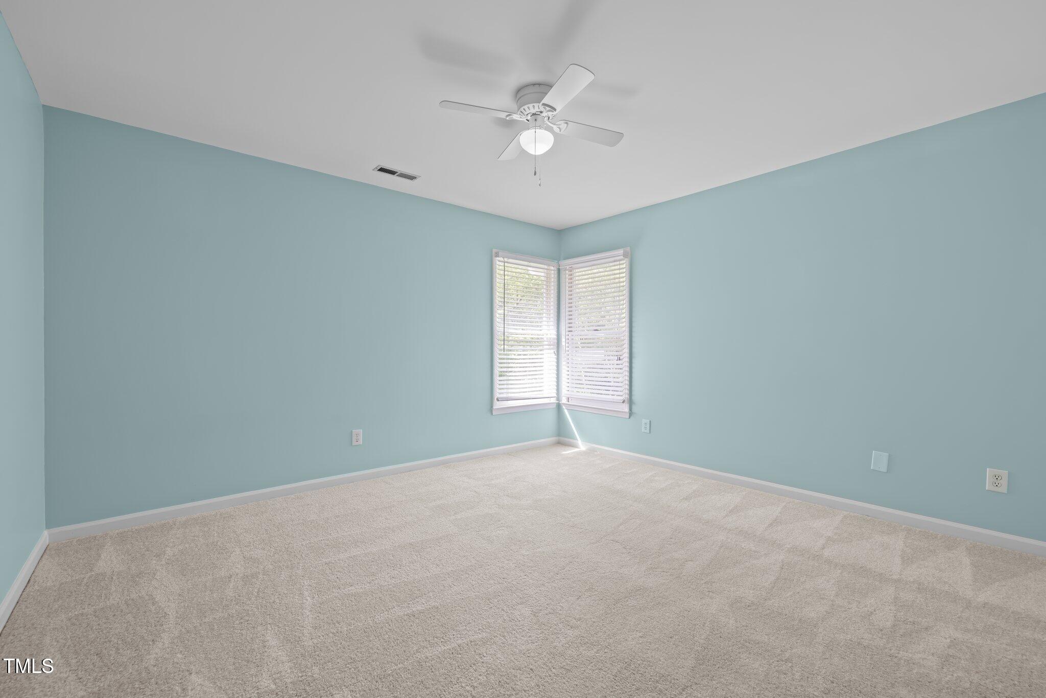 104 Glenview Place