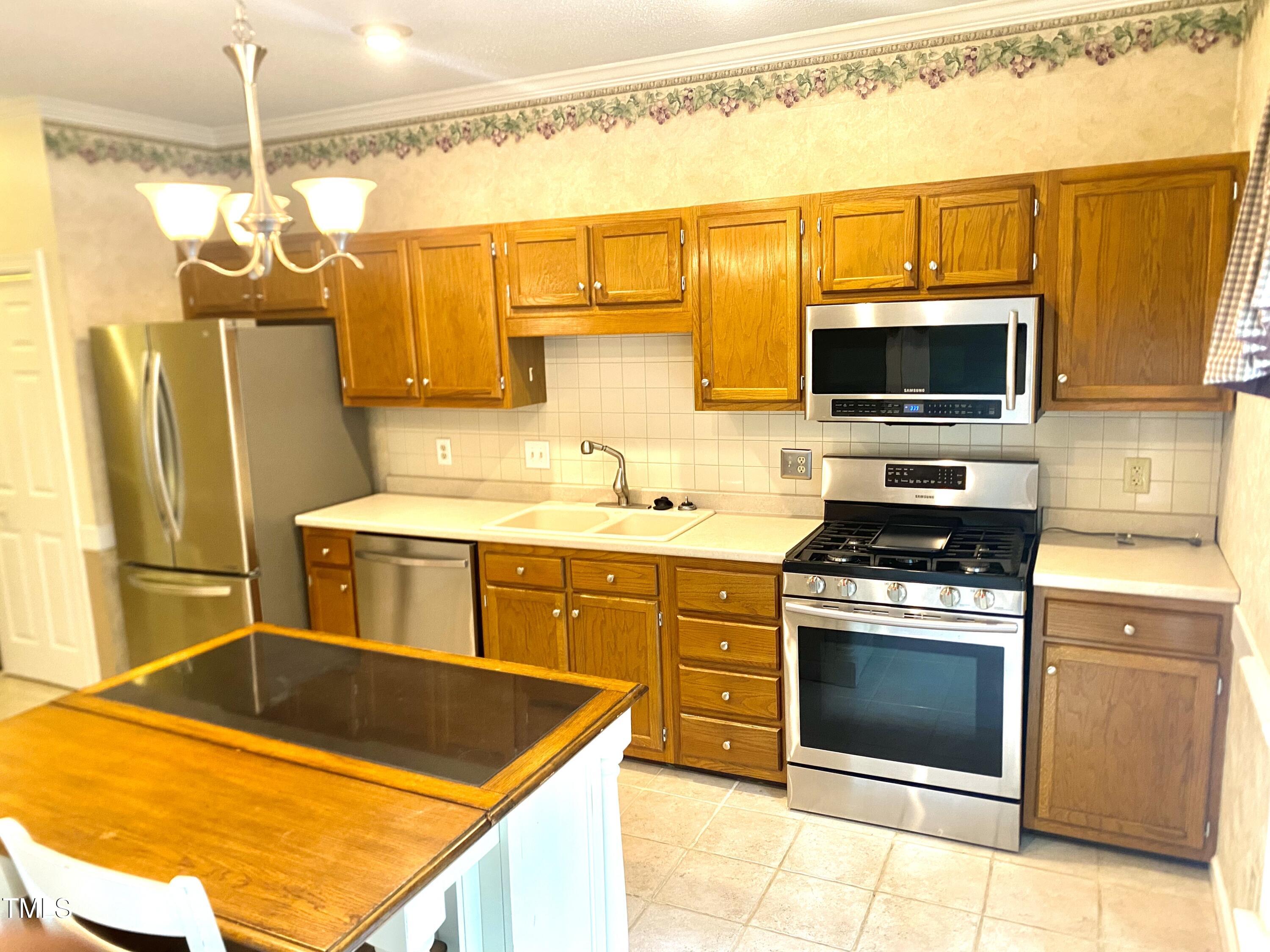 5500 Fortunes Ridge Drive # 82b