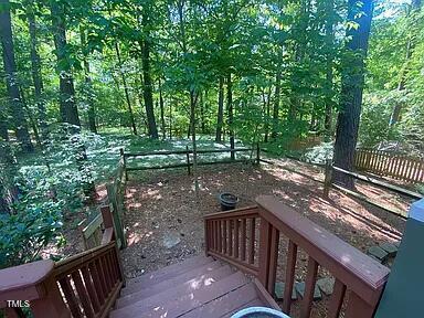 14 Striding Ridge Court